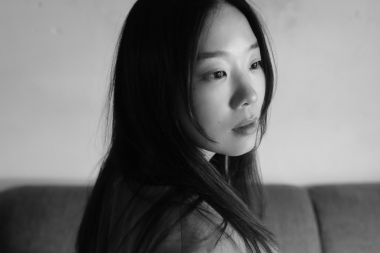 김사월