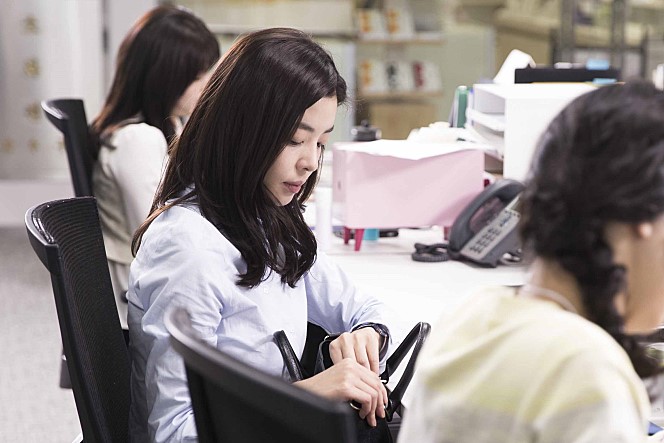 오상무의 부하직원 추은주
