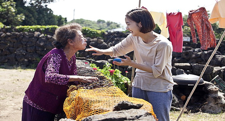 영화 <계춘할망> 스틸컷 이미지 1