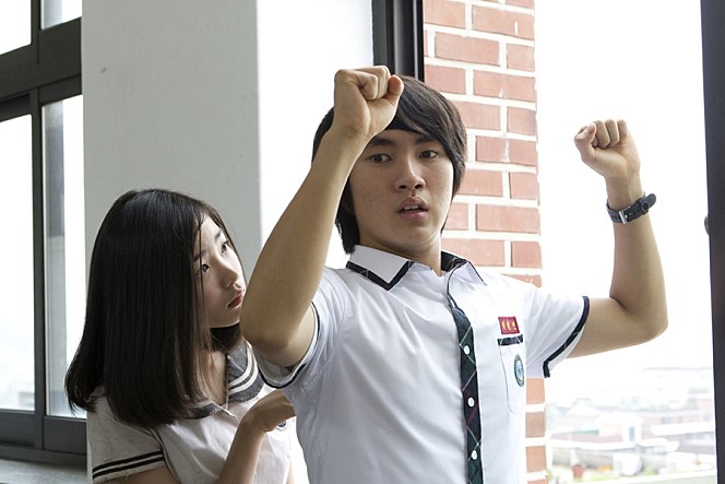 귀 스틸사진 4
