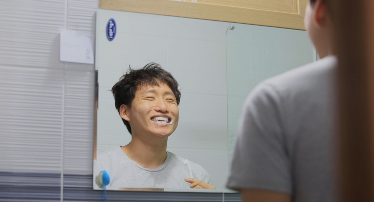 제2회 부산대학영화제 섹션 6 <스마일> 스틸컷 이미지