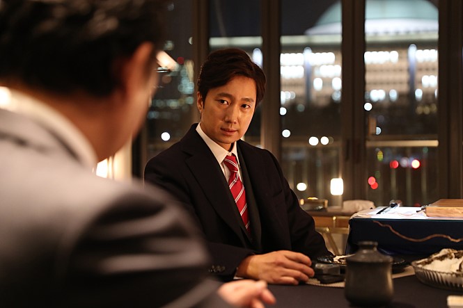 영화 <상류사회> 스틸컷 이미지3