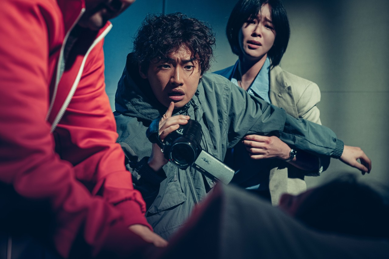 영화 <거룩한 밤 데몬 헌터스> 스틸컷 이미지3