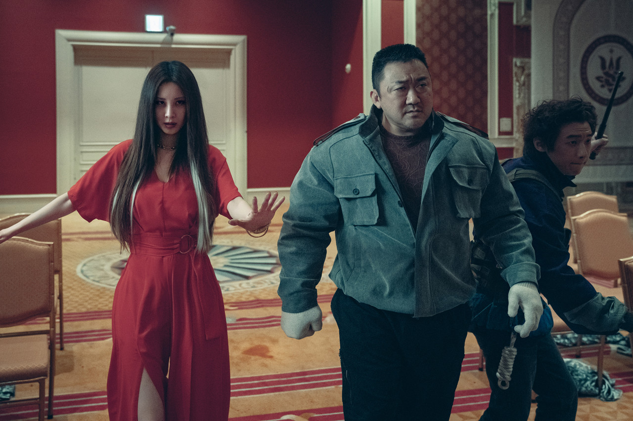 영화 <거룩한 밤 데몬 헌터스> 스틸컷 이미지5